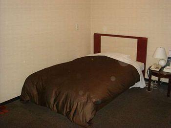 Grampus Namba Hotel 3*